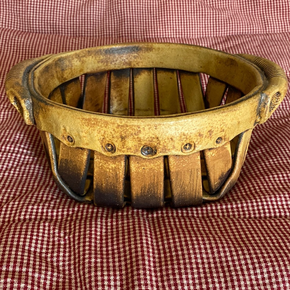 Handmade Mud Ceramic Basket